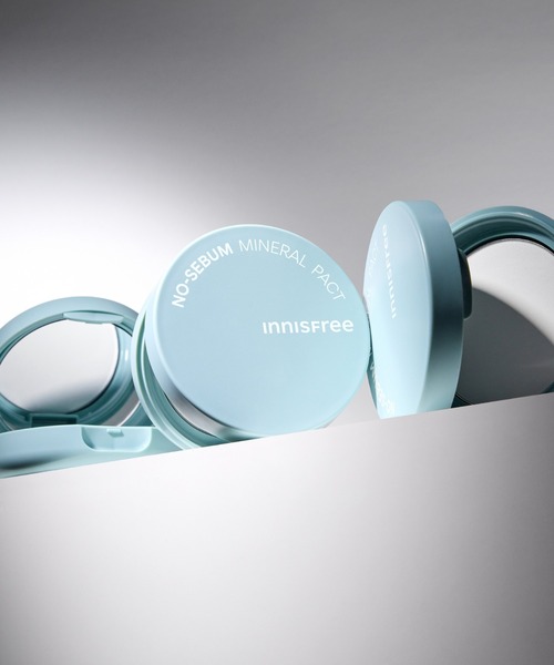 イオーヌミネラル9　デミサマ ノーセバム ミネラルパクト S（フェイスパウダー）｜INNISFREE