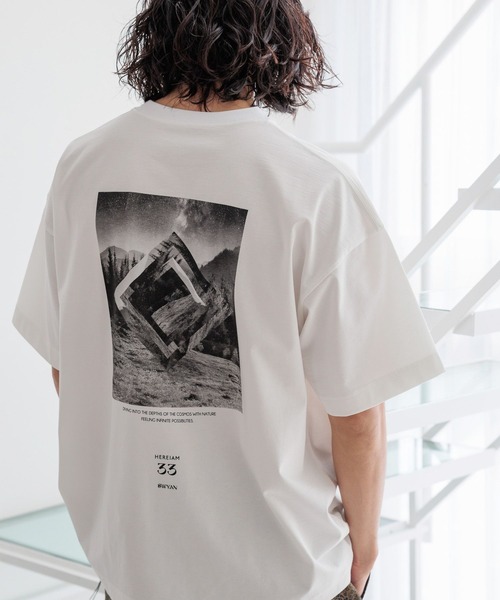 HEREIAM(ヘレイアム)の「【HEREIAM MEN】ユニセックス/吸水速乾&接触冷感/FORTH TEE(Tシャツ/カットソー・メンズ・ホワイト/ブラック/ライトピンク・MEDIUM/LARGE)」の2枚目の写真