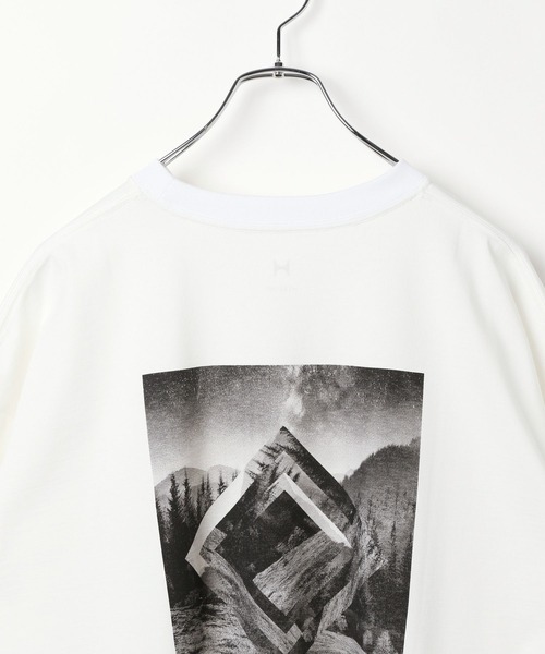 HEREIAM(ヘレイアム)の「【HEREIAM MEN】ユニセックス/吸水速乾&接触冷感/FORTH TEE(Tシャツ/カットソー・メンズ・ホワイト/ブラック/ライトピンク・MEDIUM/LARGE)」の9枚目の写真