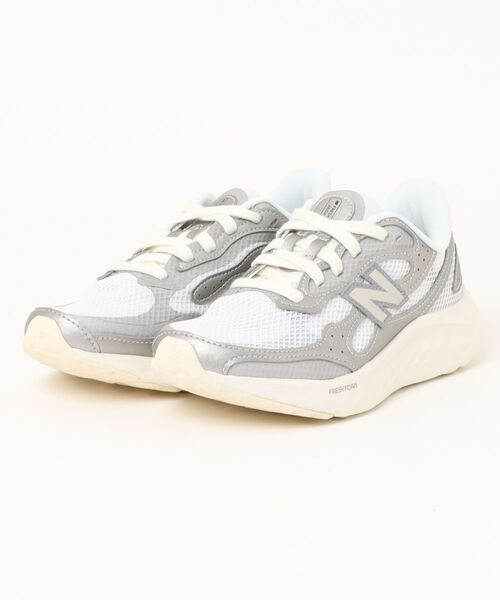 NEW BALANCE(ニューバランス)の「【New Balance】ニューバランス FRESH FORM ARISHI v4 TIRALUX(スニーカー・レディース・ホワイト×シルバー/ベージュ/ブラック/ホワイト×グレー・23.5cm/24.5cm/23.0cm/24.0cm/25.0cm/22.5cm)」の1枚目の写真