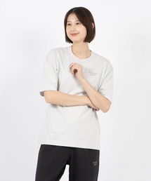 Reebok（リーボック）の「アイコン エレメンツ Tシャツ / ICON ELEMENTS TEE（Tシャツ/カットソー）」