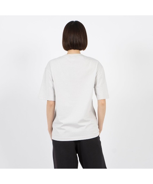 Reebok(リーボック)の「アイコン エレメンツ Tシャツ / ICON ELEMENTS TEE(Tシャツ/カットソー・メンズ・ライトグレー/ブラック・SMALL/MEDIUM/LARGE/X-LARGE/XX-LARGE)」の4枚目の写真
