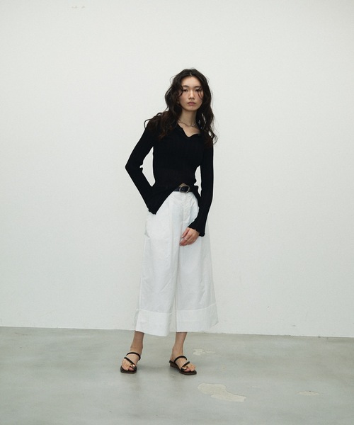 Lutim by u（ルチバイユー）の「Center Slit Sheer Rib Polo Collar Top / センタースリット・シアーリブポロ襟トップス（ニット/セーター・レディース・ホワイト/ブラック/グレイッシュベージュ・FREE）」の21枚目の写真
