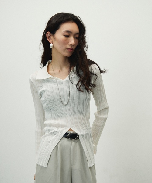 Lutim by u（ルチバイユー）の「Center Slit Sheer Rib Polo Collar Top / センタースリット・シアーリブポロ襟トップス（ニット/セーター・レディース・ホワイト/ブラック/グレイッシュベージュ・FREE）」の13枚目の写真