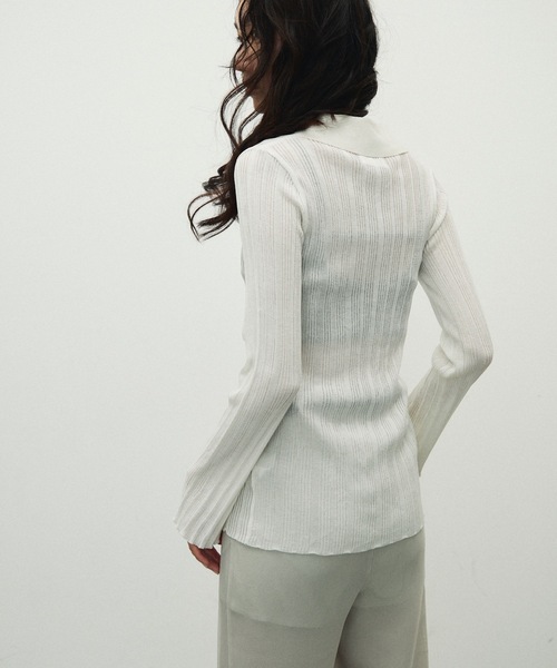 Lutim by u（ルチバイユー）の「Center Slit Sheer Rib Polo Collar Top / センタースリット・シアーリブポロ襟トップス（ニット/セーター・レディース・ホワイト/ブラック/グレイッシュベージュ・FREE）」の15枚目の写真