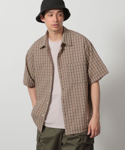 LAKOLE（ラコレ）の「シアサッカーチェックシャツ / 320213（シャツ/ブラウス・メンズ・ベージュ/チャコール/マルーン・MEDIUM/LARGE）」の3枚目の写真