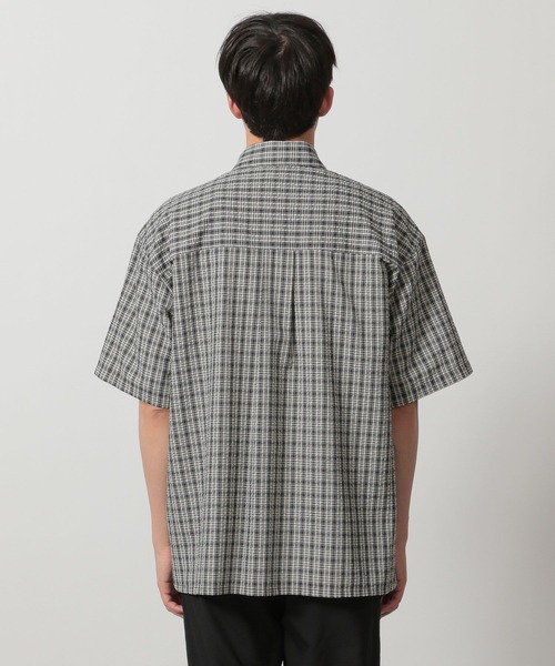 LAKOLE（ラコレ）の「シアサッカーチェックシャツ / 320213（シャツ/ブラウス・メンズ・ベージュ/チャコール/マルーン・MEDIUM/LARGE）」の11枚目の写真