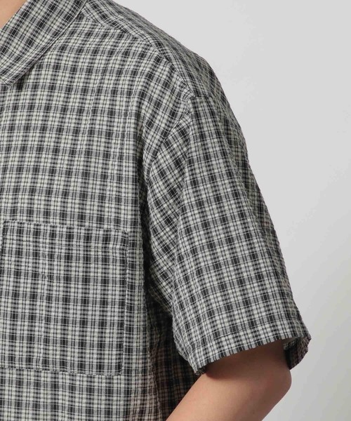 LAKOLE（ラコレ）の「シアサッカーチェックシャツ / 320213（シャツ/ブラウス・メンズ・ベージュ/チャコール/マルーン・MEDIUM/LARGE）」の13枚目の写真