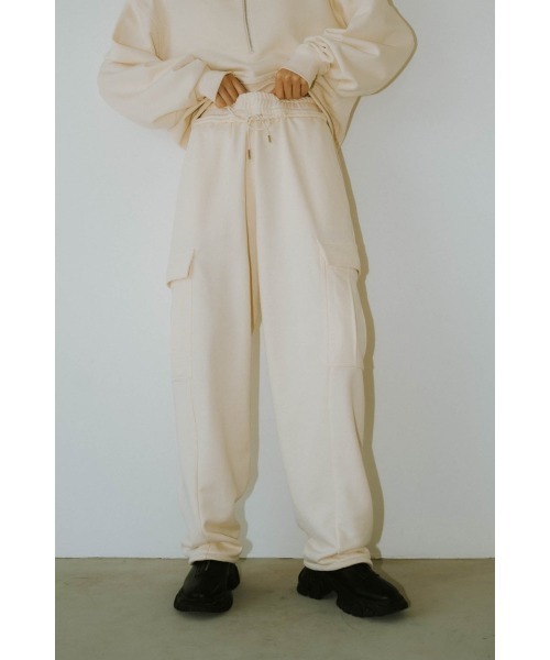 Knuth Marf(クヌースマーフ)の「cargo sweat pants(unisex)(スウェットパンツ・レディース・グレー/ブラック/アイボリー・MEDIUM/SMALL/X-SMALL)」の2枚目の写真