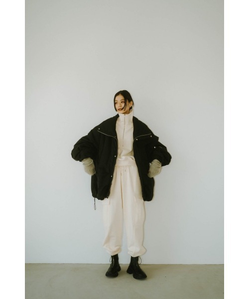 Knuth Marf(クヌースマーフ)の「cargo sweat pants(unisex)(スウェットパンツ・レディース・グレー/ブラック/アイボリー・MEDIUM/SMALL/X-SMALL)」の8枚目の写真