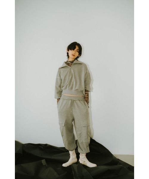 Knuth Marf(クヌースマーフ)の「cargo sweat pants(unisex)(スウェットパンツ・レディース・グレー/ブラック/アイボリー・MEDIUM/SMALL/X-SMALL)」の12枚目の写真