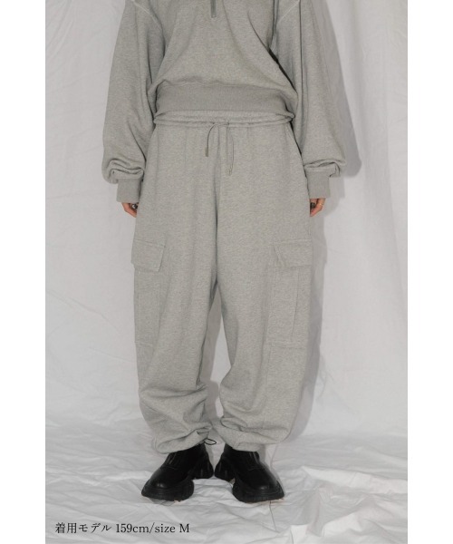 Knuth Marf(クヌースマーフ)の「cargo sweat pants(unisex)(スウェットパンツ・レディース・グレー/ブラック/アイボリー・MEDIUM/SMALL/X-SMALL)」の19枚目の写真