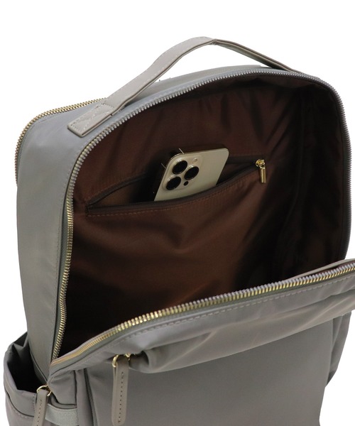 BASE（ベース）の「9ポケット ユニセックス 通勤 通学 リュック（バックパック/リュック・レディース・ダークグレー/ネイビー/グレー/ダークベージュ/ピンク系その他/ブルー/ブラック/カーキ/グレイッシュベージュ/ベージュ/ボルドー/ダークブラウン・FREE）」の20枚目の写真