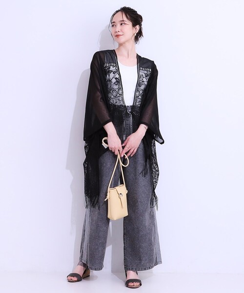 SHOO・LA・RUE(シューラルー)の「花柄レースポンチョ(ポンチョ・レディース・ブラック/オフホワイト/ネイビー/ナチュラル/マスタード・00)」の12枚目の写真