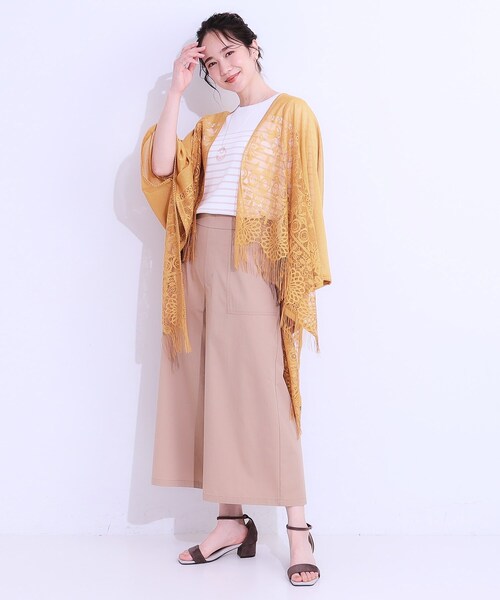 SHOO・LA・RUE(シューラルー)の「花柄レースポンチョ(ポンチョ・レディース・ブラック/オフホワイト/ネイビー/ナチュラル/マスタード・00)」の16枚目の写真