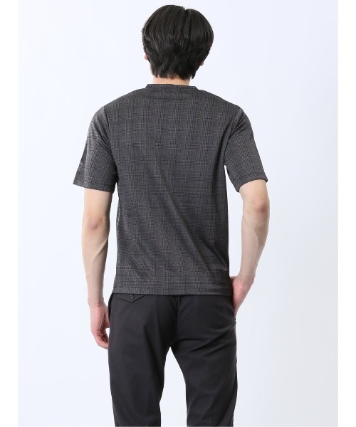 renoma(レノマ)の「【ストレッチ】レノマ オム 千鳥ジャガード Vネック半袖Tシャツ(Tシャツ/カットソー・メンズ・ホワイト/ブラック/ホワイト×ブラック・MEDIUM/LARGE/X-LARGE)」の6枚目の写真