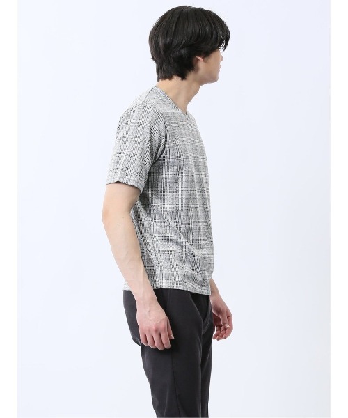 renoma(レノマ)の「【ストレッチ】レノマ オム 千鳥ジャガード Vネック半袖Tシャツ(Tシャツ/カットソー・メンズ・ホワイト/ブラック/ホワイト×ブラック・MEDIUM/LARGE/X-LARGE)」の18枚目の写真