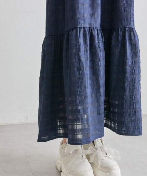 OLIVE des OLIVE(オリーブデオリーブ)の「フリルシャーリングワンピース(ワンピース・レディース・ネイビー/オフホワイト/サックスブルー/ピンク・SMALL/MEDIUM)」の11枚目の写真