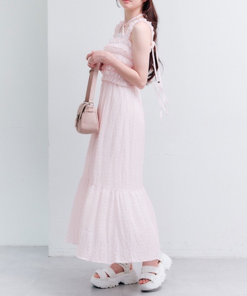 OLIVE des OLIVE(オリーブデオリーブ)の「フリルシャーリングワンピース(ワンピース・レディース・ネイビー/オフホワイト/サックスブルー/ピンク・SMALL/MEDIUM)」の22枚目の写真