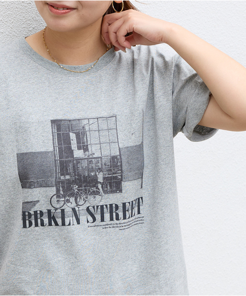 JOURNAL STANDARD(ジャーナルスタンダード)の「汗ジミ防止天竺プリントT(Tシャツ/カットソー・レディース・ホワイト系その他/ブラック系その他/チャコールグレー・FREE)」の3枚目の写真