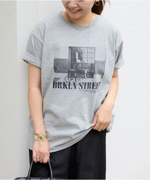JOURNAL STANDARD(ジャーナルスタンダード)の「汗ジミ防止天竺プリントT(Tシャツ/カットソー・レディース・ホワイト系その他/ブラック系その他/チャコールグレー・FREE)」の19枚目の写真