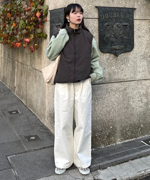 CIAOPANIC TYPY（チャオパニックティピー）の「【WEB限定】【ユニセックス】撥水ドロストナイロンベスト（ベスト・メンズ・ブラック/チャコールグレー・MEDIUM/LARGE/X-LARGE）」の13枚目の写真