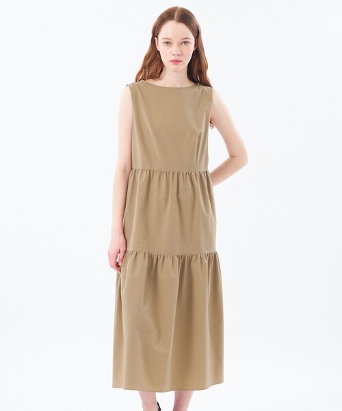 MACKINTOSH PHILOSOPHY(マッキントッシュ フィロソフィー)の「サマーサッカーティアードワンピース(ワンピース・レディース・ベージュ/ブラック/グリーン・38/34/36)」の2枚目の写真