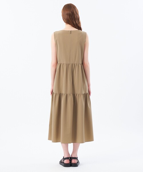 MACKINTOSH PHILOSOPHY(マッキントッシュ フィロソフィー)の「サマーサッカーティアードワンピース(ワンピース・レディース・ベージュ/ブラック/グリーン・38/34/36)」の10枚目の写真