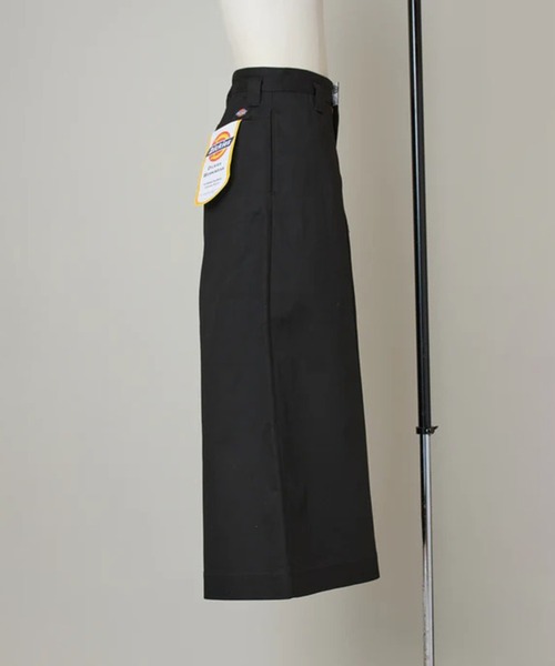 SHINYAKOZUKA（シンヤコヅカ）の「LOOSE WITH DICKIES　ISSUE7（チノパンツ・メンズ・ブラック/ダークグレー・S/M）」の3枚目の写真