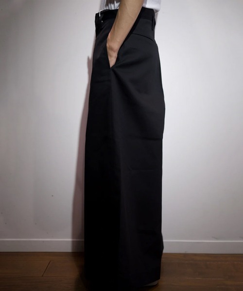 SHINYAKOZUKA（シンヤコヅカ）の「LOOSE WITH DICKIES　ISSUE7（チノパンツ・メンズ・ブラック/ダークグレー・S/M）」の6枚目の写真