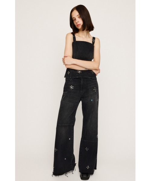 SLY（スライ）の「STUDS SEAM DESIGN FLARE PT-E スタッズ シームデザイン フレアパンツ イー 秋服（デニムパンツ・レディース・ブラック・1/2）」の4枚目の写真