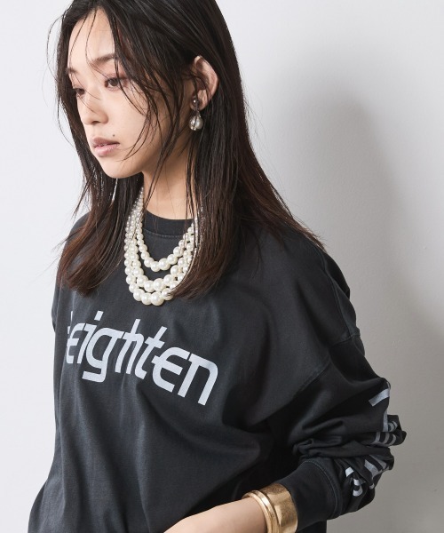 CHIC STYLE（シックスタイル）の「綿100％ロゴプリントロングスリーブTシャツ＜大きいサイズ有＞シックスタイル（Tシャツ/カットソー・レディース・オフホワイト/スミクロ・3L/LL/L/M/5L/4L）」の2枚目の写真