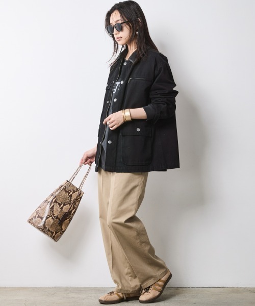 CHIC STYLE（シックスタイル）の「綿100％ロゴプリントロングスリーブTシャツ＜大きいサイズ有＞シックスタイル（Tシャツ/カットソー・レディース・オフホワイト/スミクロ・3L/LL/L/M/5L/4L）」の3枚目の写真