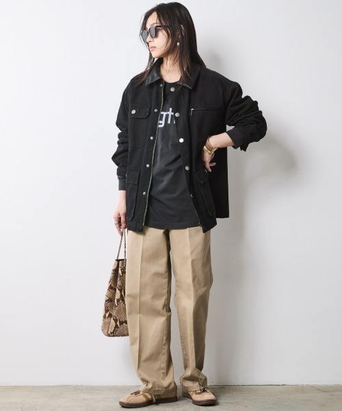 CHIC STYLE（シックスタイル）の「綿100％ロゴプリントロングスリーブTシャツ＜大きいサイズ有＞シックスタイル（Tシャツ/カットソー・レディース・オフホワイト/スミクロ・3L/LL/L/M/5L/4L）」の4枚目の写真