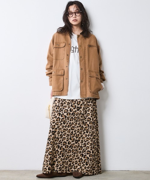 CHIC STYLE（シックスタイル）の「綿100％ロゴプリントロングスリーブTシャツ＜大きいサイズ有＞シックスタイル（Tシャツ/カットソー・レディース・オフホワイト/スミクロ・3L/LL/L/M/5L/4L）」の7枚目の写真