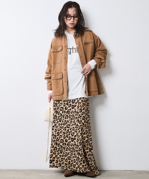 CHIC STYLE（シックスタイル）の「綿100％ロゴプリントロングスリーブTシャツ＜大きいサイズ有＞シックスタイル（Tシャツ/カットソー・レディース・オフホワイト/スミクロ・3L/LL/L/M/5L/4L）」の9枚目の写真