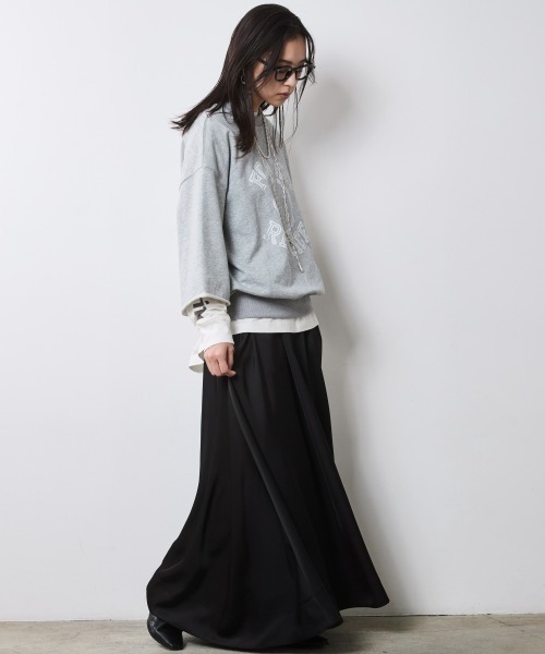 CHIC STYLE（シックスタイル）の「綿100％ロゴプリントロングスリーブTシャツ＜大きいサイズ有＞シックスタイル（Tシャツ/カットソー・レディース・オフホワイト/スミクロ・3L/LL/L/M/5L/4L）」の16枚目の写真