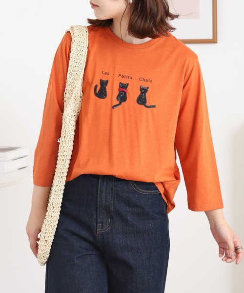 BRODIAEA(ブローディア)の「BRODIAEA スパンコール ネコデザインカットソー(Tシャツ/カットソー・レディース・ブルーグリーン/グレイッシュベージュ/ブラック/オレンジ・40)」の4枚目の写真