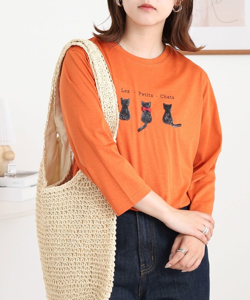 BRODIAEA(ブローディア)の「BRODIAEA スパンコール ネコデザインカットソー(Tシャツ/カットソー・レディース・ブルーグリーン/グレイッシュベージュ/ブラック/オレンジ・40)」の16枚目の写真