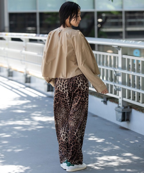 Munich（ミューニック）の「コットンブロードクロップド2wayブラウス（シャツ/ブラウス・レディース・ホワイト/ベージュ/ブラック・FREE）」の6枚目の写真