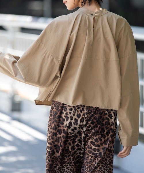 Munich（ミューニック）の「コットンブロードクロップド2wayブラウス（シャツ/ブラウス・レディース・ホワイト/ベージュ/ブラック・FREE）」の7枚目の写真