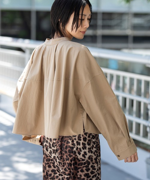 Munich（ミューニック）の「コットンブロードクロップド2wayブラウス（シャツ/ブラウス・レディース・ホワイト/ベージュ/ブラック・FREE）」の10枚目の写真