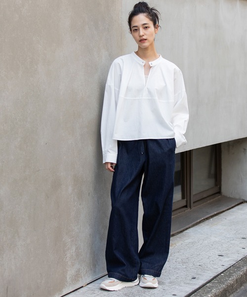 Munich（ミューニック）の「コットンブロードクロップド2wayブラウス（シャツ/ブラウス・レディース・ホワイト/ベージュ/ブラック・FREE）」の12枚目の写真