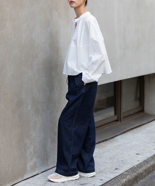 Munich（ミューニック）の「コットンブロードクロップド2wayブラウス（シャツ/ブラウス・レディース・ホワイト/ベージュ/ブラック・FREE）」の13枚目の写真