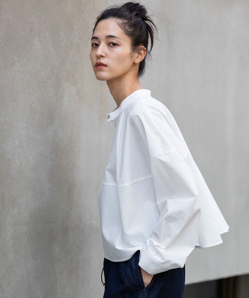 Munich（ミューニック）の「コットンブロードクロップド2wayブラウス（シャツ/ブラウス・レディース・ホワイト/ベージュ/ブラック・FREE）」の16枚目の写真