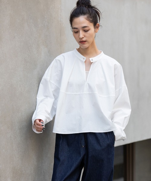 Munich（ミューニック）の「コットンブロードクロップド2wayブラウス（シャツ/ブラウス・レディース・ホワイト/ベージュ/ブラック・FREE）」の17枚目の写真