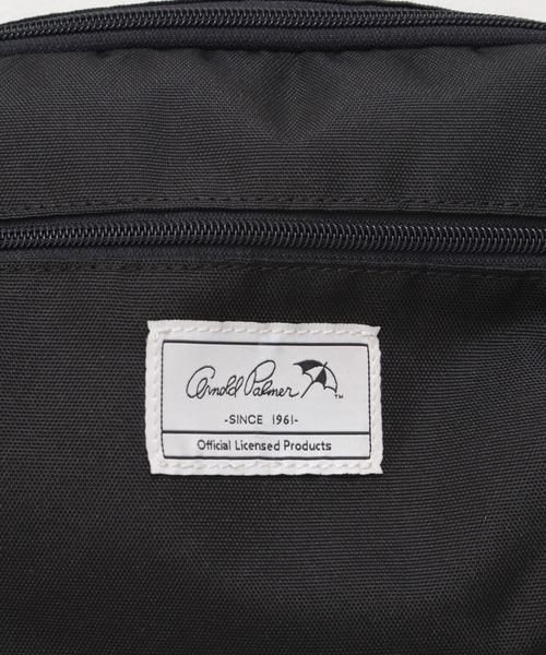 Arnold Palmer（アーノルドパーマー）の「10ポケット ミニショルダーバッグ（ショルダーバッグ・レディース・レッド/ベージュ/ブラック・F）」の4枚目の写真