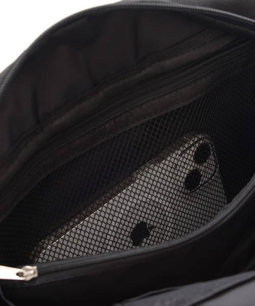 Arnold Palmer（アーノルドパーマー）の「10ポケット ミニショルダーバッグ（ショルダーバッグ・レディース・レッド/ベージュ/ブラック・F）」の11枚目の写真