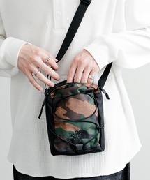 THE NORTH FACE BOREALIS SLING BAG ロゴ刺繍クロスボディバッグ