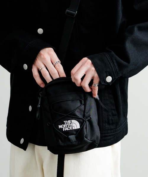 THE NORTH FACE（ザノースフェイス）の「THE NORTH FACE JESTER CROSSBODY ザ・ノースフェイス ワンポイントロゴ刺繍クロスバッグ（ショルダーバッグ・メンズ・ブラック/カモフラージュ・FREE）」の19枚目の写真